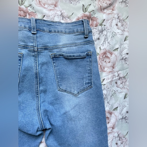 Light washed jeans blue savy size 7 Ripped skinny jeans - Picture 11 of 12